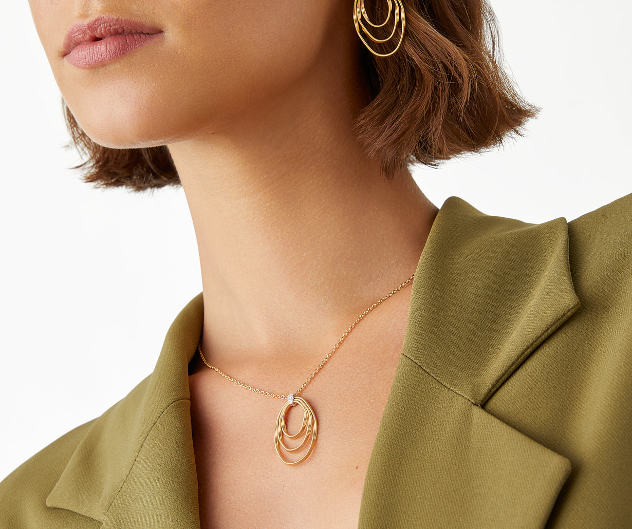 neve 　MARCO BICEGO ダイヤ付き3連ネックレス18K 18k Yellow Gold & White Gold 3 Row Pendant Necklace w