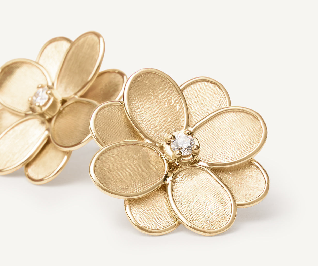 Marco Bicego 18K Yellow Gold Lunaria 0.18ctw Diamond Petal